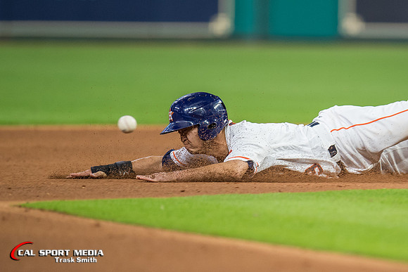 MLB 2017: Rangers vs Astros JUN 13