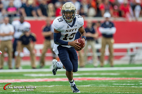 NCAA Football 2015: Navy Midshipmen vs Houston Cougars NOV 27