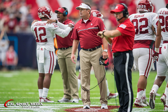 NCAA Football 2016: Advocare Texas Kickoff Houston vs Oklahoma SEP 03