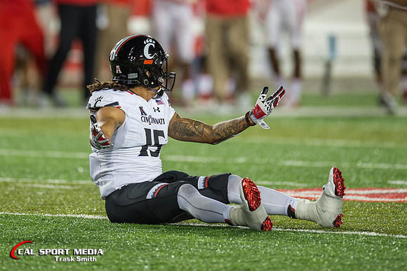 NCAA Football 2015: Cincinnati Bearcats vs Houston Cougars NOV 07