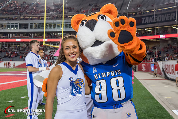 NCAA Football 2017: Memphis vs Houston OCT 19