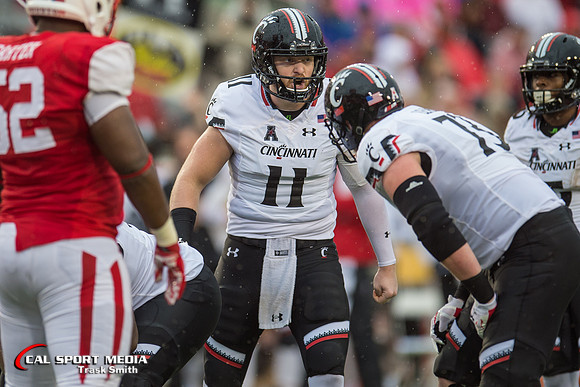 NCAA Football 2015: Cincinnati Bearcats vs Houston Cougars NOV 07