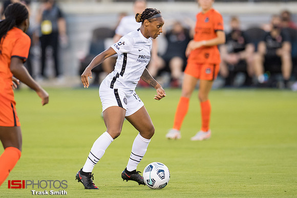 Crystal Dunn