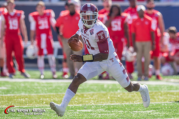 NCAA Football 2015: Temple Owls vs Houston Cougars DEC 05