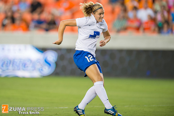 NWSL 2014 - Houston Dash vs Boston Breakers