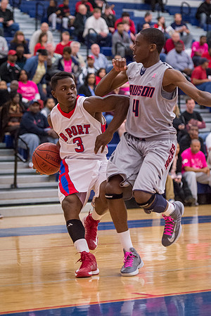 Basketball playoffs 2013 Ð the Brazosport Exporters defeat the Pearland Dawson Eagles 75-71.