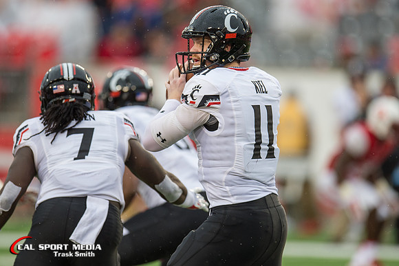 NCAA Football 2015: Cincinnati Bearcats vs Houston Cougars NOV 07