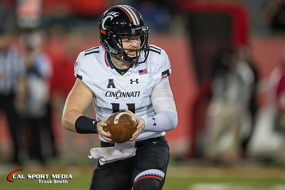 NCAA Football 2015: Cincinnati Bearcats vs Houston Cougars NOV 07