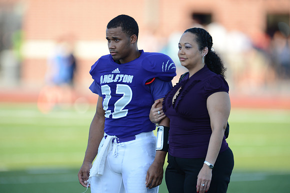 Angleton Wildcats vs. Brazoswood Buccaneers football game 09-07-12