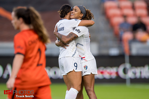 Jessica McDonald, Lynn Williams