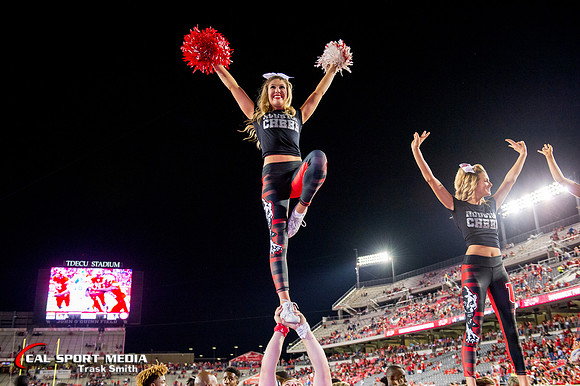 NCAA Football 2016: Louisville vs Houston NOV 17