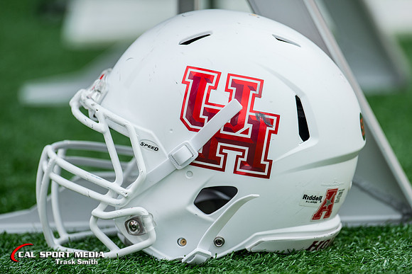 NCAA Football 2015: Navy Midshipmen vs Houston Cougars NOV 27