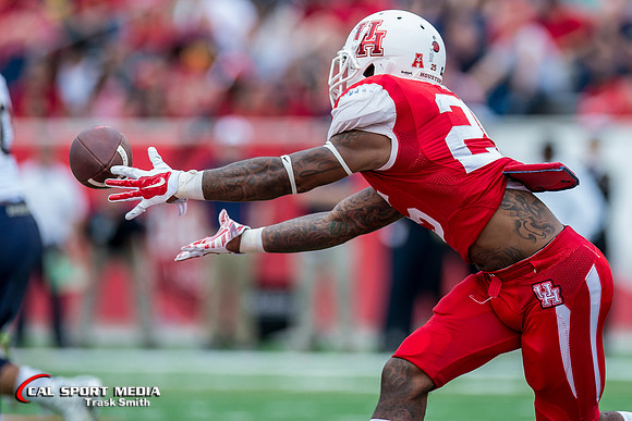NCAA Football 2015: Navy Midshipmen vs Houston Cougars NOV 27