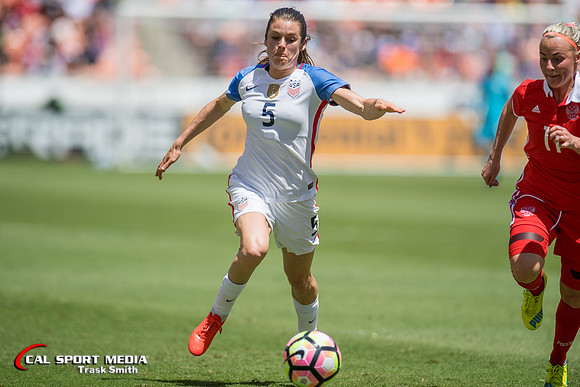 Soccer 2017: Russia vs USA APR 09