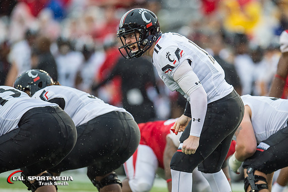 NCAA Football 2015: Cincinnati Bearcats vs Houston Cougars NOV 07