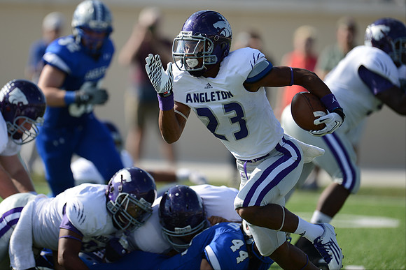 Football Playoffs 2012 Ð the Angleton Wildcats lost to the Georgetown Eagles 49-39.