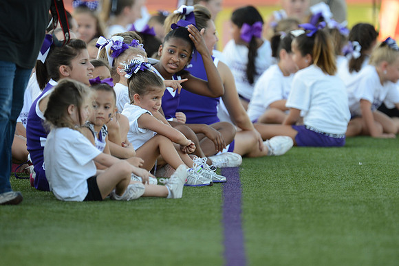 Angleton Wildcats vs. Brazoswood Buccaneers football game 09-07-12
