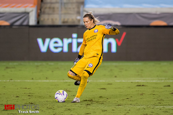 Ashlyn Harris