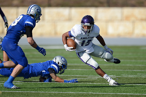 Football Playoffs 2012 Ð the Angleton Wildcats lost to the Georgetown Eagles 49-39.