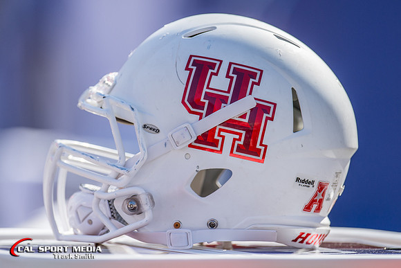 NCAA Football 2015: Temple Owls vs Houston Cougars DEC 05