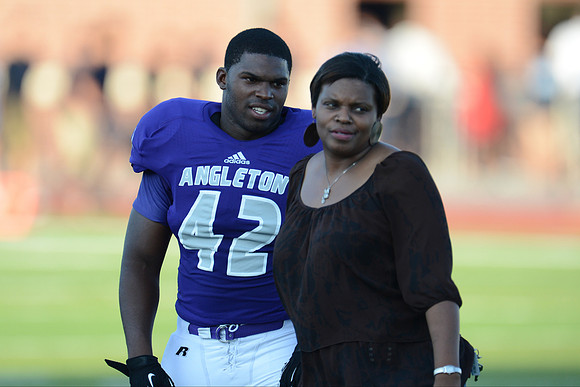 Angleton Wildcats vs. Brazoswood Buccaneers football game 09-07-12
