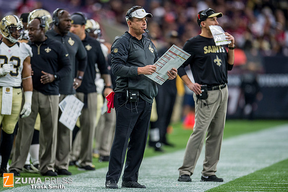 NFL 2015 - Houston Texans defeat New Orleans Saints 24-6.