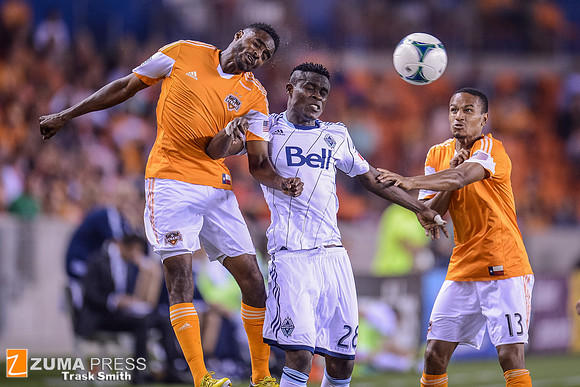 MLS 2013 - The Houston Dynamo defeat the Vancouver Whitecaps FC 2-1