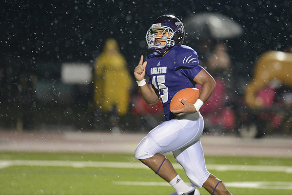 Angleton Wildcats vs. Nederland Bulldogs football game 09-14-12