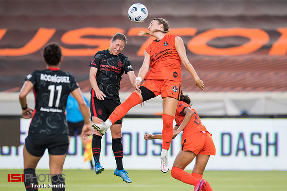 Meghan Klingenberg, Gabby Seiler