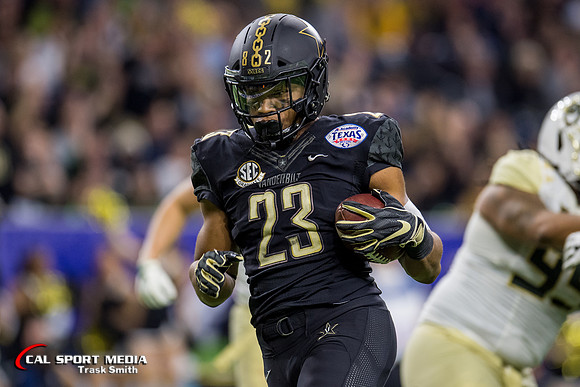 NCAA Football 2018: Texas Bowl - Baylor vs Vanderbilt DEC 27