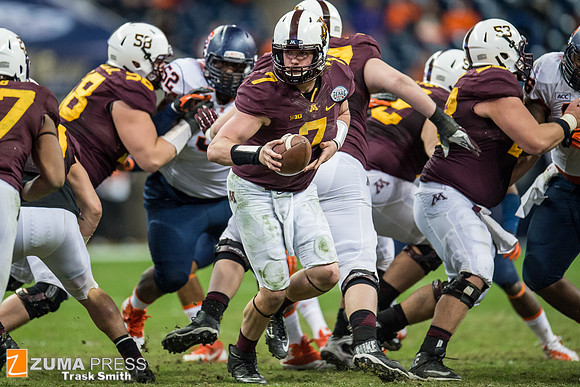NCAA football 2013 - Texas Bowl: Minnesota vs Syracuse