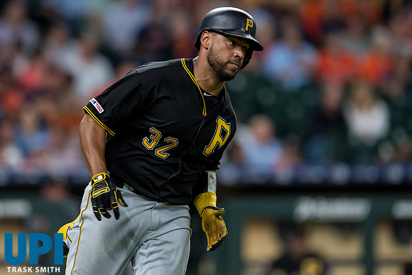MLB PIRATES ASTROS