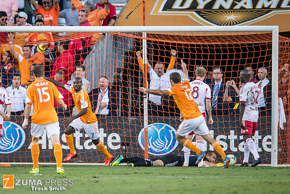 MLS 2013 - New York Red Bulls tie Houston Dynamo 2-2