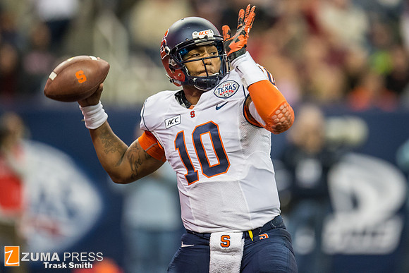 NCAA football 2013 - Texas Bowl: Minnesota vs Syracuse