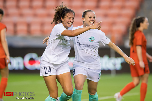 Taylor Leach, Amy Rodriguez
