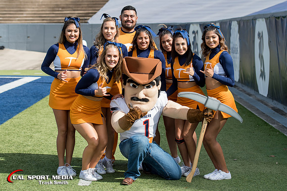 NCAA Football 2018: UTEP vs Rice NOV 03