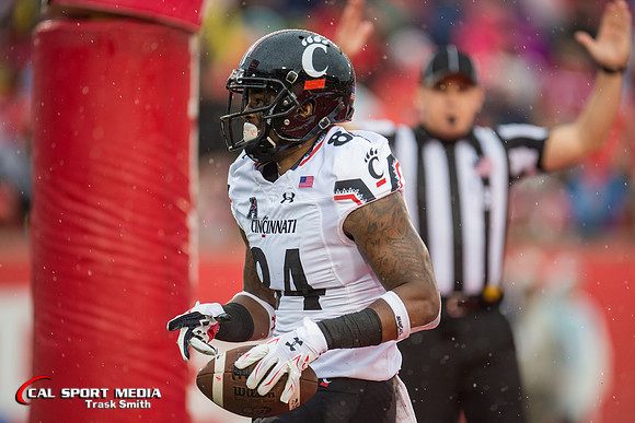 NCAA Football 2015: Cincinnati Bearcats vs Houston Cougars NOV 07