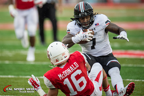NCAA Football 2015: Cincinnati Bearcats vs Houston Cougars NOV 07