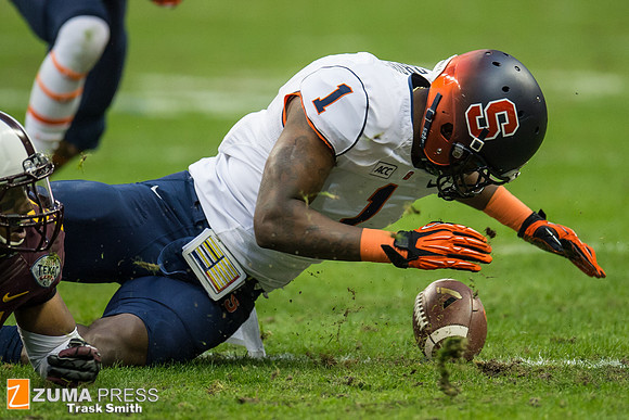 NCAA football 2013 - Texas Bowl: Minnesota vs Syracuse