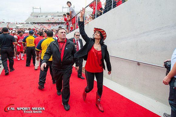 NCAA Football 2015: Navy Midshipmen vs Houston Cougars NOV 27