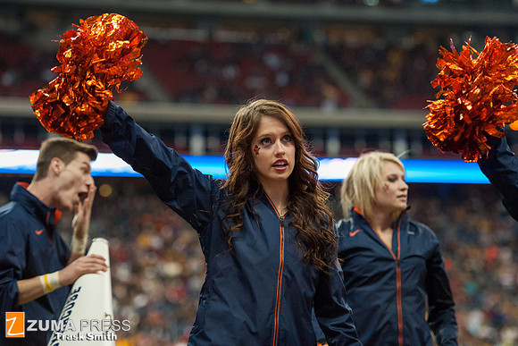 NCAA football 2013 - Texas Bowl: Minnesota vs Syracuse