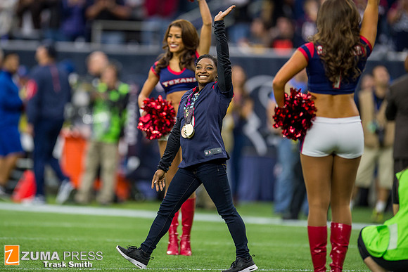 NFL 2015 - Houston Texans defeat New Orleans Saints 24-6.