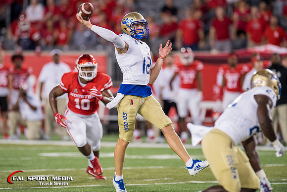 NCAA Football 2018: Tulsa vs Houston OCT 04
