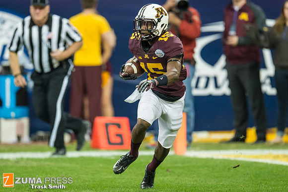 NCAA football 2013 - Texas Bowl: Minnesota vs Syracuse