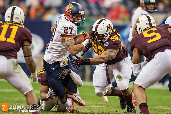 NCAA football 2013 - Texas Bowl: Minnesota vs Syracuse