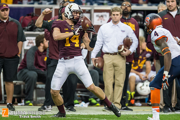 NCAA football 2013 - Texas Bowl: Minnesota vs Syracuse