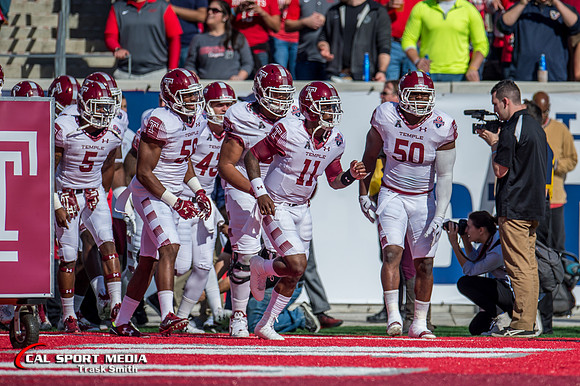 NCAA Football 2015: Temple Owls vs Houston Cougars DEC 05