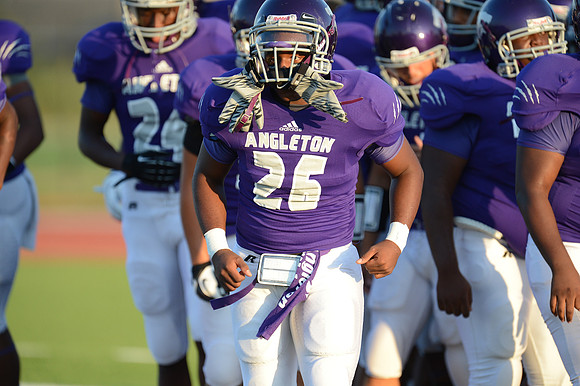 Angleton Wildcats vs. Brazoswood Buccaneers football game 09-07-12