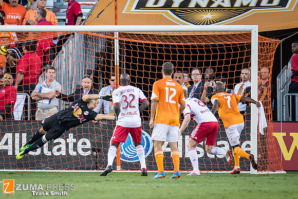 MLS 2013 - New York Red Bulls tie Houston Dynamo 2-2