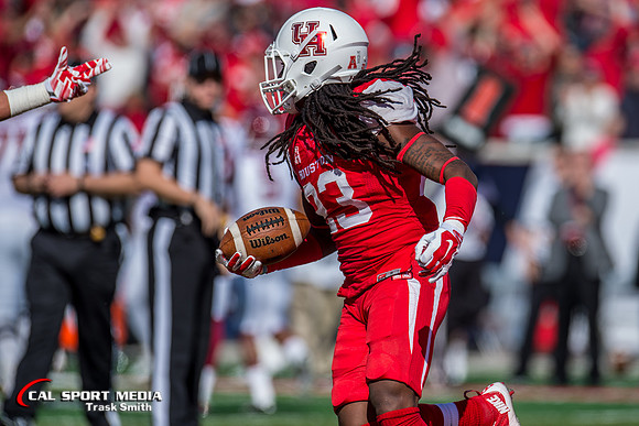 NCAA Football 2015: Temple Owls vs Houston Cougars DEC 05